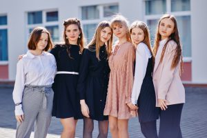 017 korneychikeu graduate albums 300x200 - Выпускные альбомы