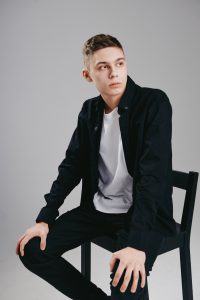 019 korneychikeu graduate albums 200x300 - Выпускные альбомы