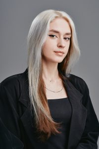 020 korneychikeu graduate albums 200x300 - Выпускные альбомы