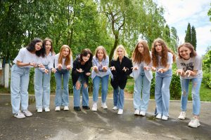 053 korneychikeu graduate albums 300x200 - Выпускные альбомы