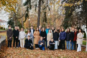 00358 pl joint school24 300x200 - Выпускные альбомы