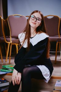 0266 11D licey portrait school24 200x300 - Выпускные альбомы