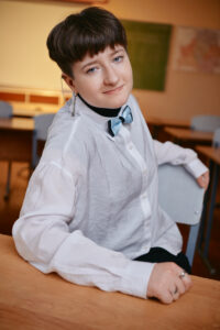 00176 6sch 9b portrait 200x300 - Выпускные альбомы в Мозыре и Гомеле