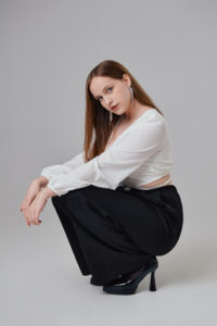 00846 13sch 9a studio portrait lg 200x300 - Выпускные альбомы в Мозыре и Гомеле