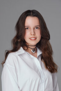 00885 11sch 9A studio portrait 200x300 - Выпускные альбомы в Мозыре и Гомеле
